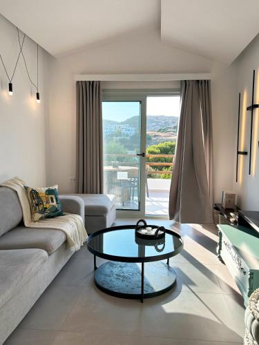 Χώρος καθιστικού στο Aura Suites
