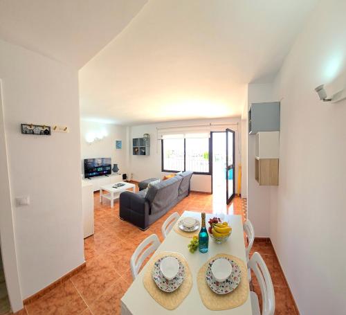 Apartment Lidia 2 front line beach, one bed