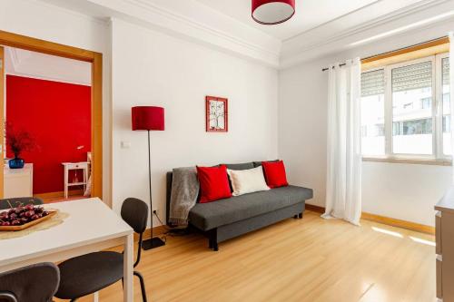 Top Location Beautiful Apartment!