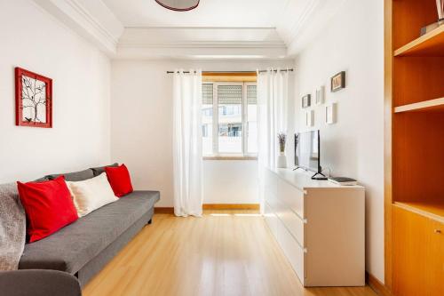 Top Location Beautiful Apartment!