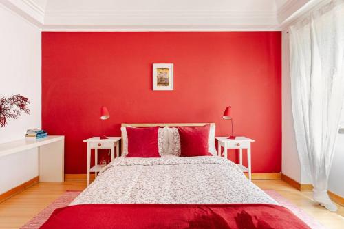 Top Location Beautiful Apartment!