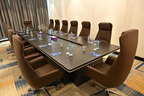 Khu vực hỗ trợ khách đi công tác/phòng hội thảo tại Savoy Grande Hotel