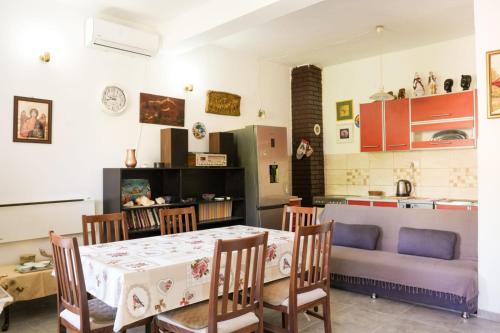 Kuchyň nebo kuchyňský kout v ubytování Apartman Pajo Gabela street