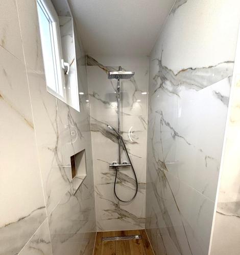 Ванная комната в Luxury apartment Bonaca