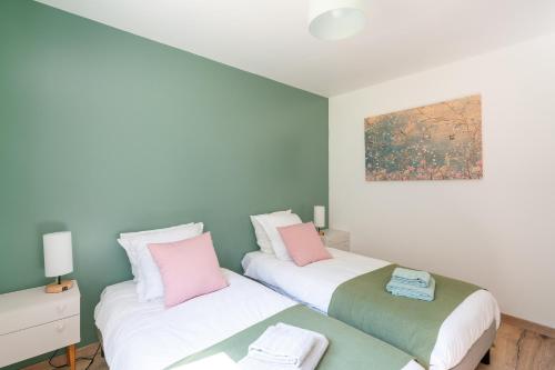 Postel nebo postele na pokoji v ubytování La 745 D'été - Maison au calme proche de la mer