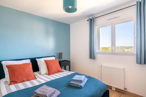 Postel nebo postele na pokoji v ubytování La 745 D'été - Maison au calme proche de la mer