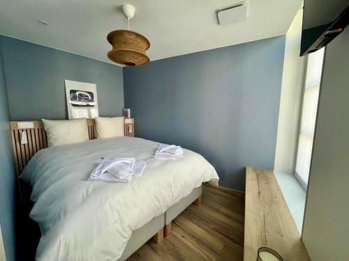 Foto LILLEHOSTS 1, Vieux Lille, Newly renovated, Modern & Stylish apartment, perfectly located 2