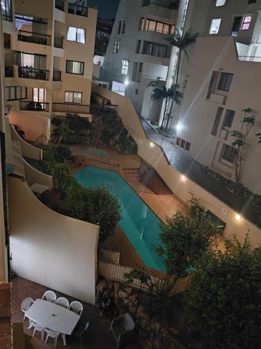 Swimmingpoolen hos eller tæt på Umhlanga 2 bedroom with seaview