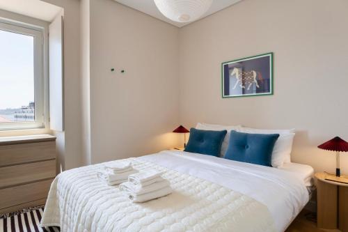 Lisbon Amazing river view 2 bdr, 2 bath