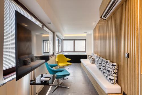 GSM Elevated Luxury Suites