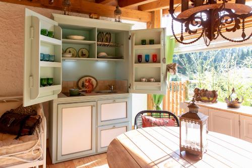 Una cocina o cocineta en FORTE GALGI