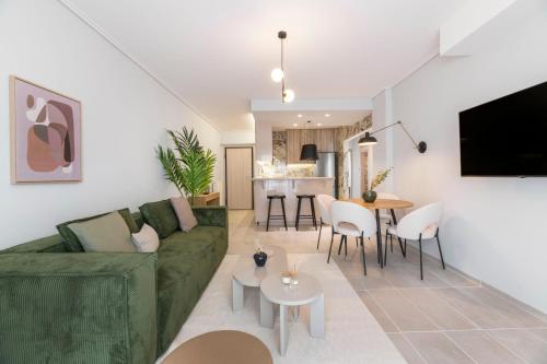 Lightstone 3BR Living in Glyfada by UPSTREET