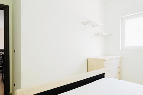 Sunny View Apartment