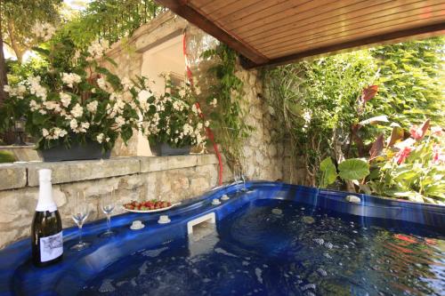 Swimmingpoolen hos eller tæt på Villa Korčula