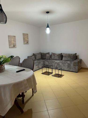 Zona de estar de Himara Apartaments