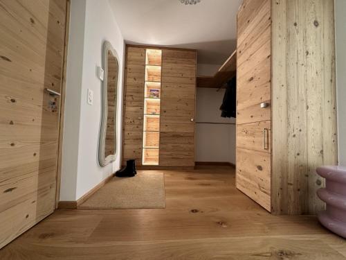 Fotografie z fotogalerie ubytování Luxury Lakefront Apartment v destinaci St. Moritz