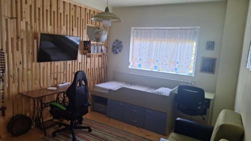Μια τηλεόραση ή/και κέντρο ψυχαγωγίας στο Casa la Helesteu