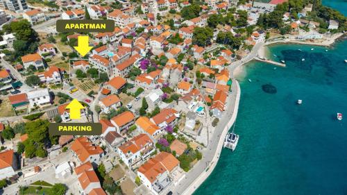 Casa ol'Bol - Modern Apartment with Seaview and Private Large Backyard