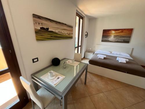 Katil atau katil-katil dalam bilik di Regina Lake Como Condo