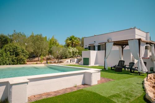 Bazén v ubytování Villa Gioia Ostuni nebo v jeho okolí