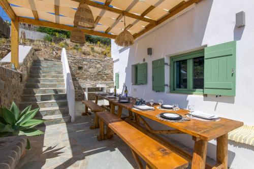 Αίθριο ή υπαίθριος χώρος στο Lefkes View Villa