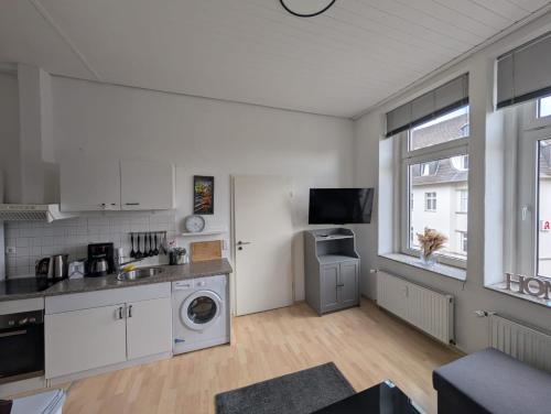 Dapur atau dapur kecil di Zentral gelegene Altbauwohnung in Detmold, Paulinchen