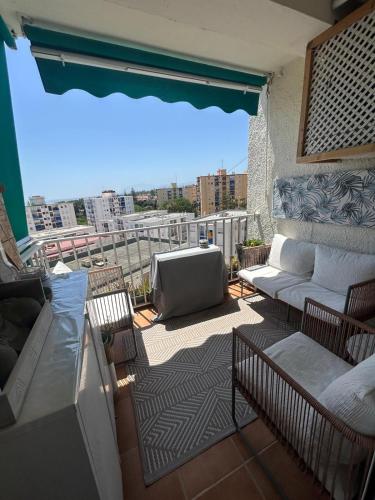 Lovely Double Bedroom for Women Only in Marbella Center