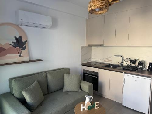 Dapur atau dapur kecil di Coastal Retreat by Vryzas