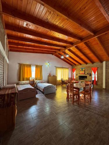 Katil atau katil-katil dalam bilik di Nuestro Chalet