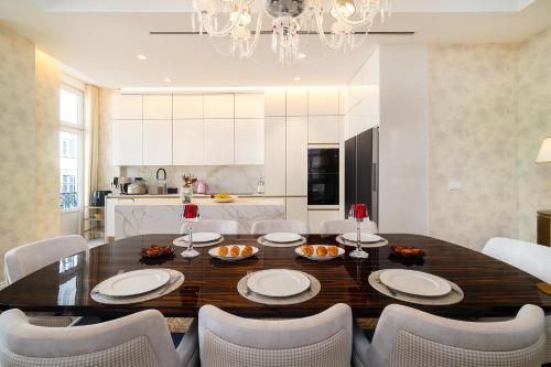 WHome Timeless Luxury in Lisbon Historical Center