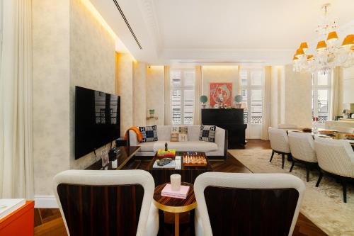 WHome Timeless Luxury in Lisbon Historical Center