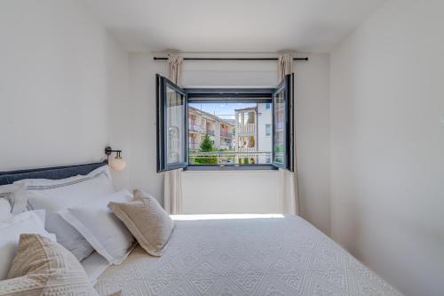 BRAND NEW - Apartment Maestral, Strozanac