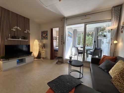 Studio cabine 4 pers, parking à 1100m plage Richelieu - FR-1-249-421
