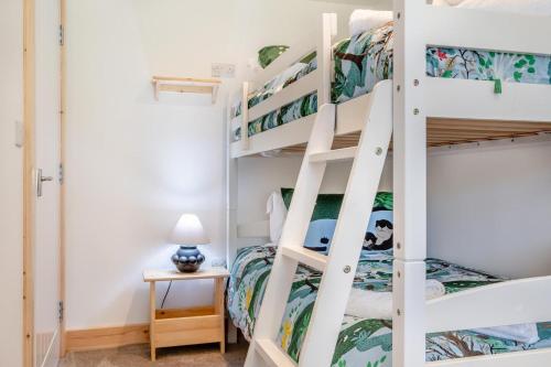 Katil atau katil-katil dalam bilik di 3 Bed in Ventnor oc-o32663