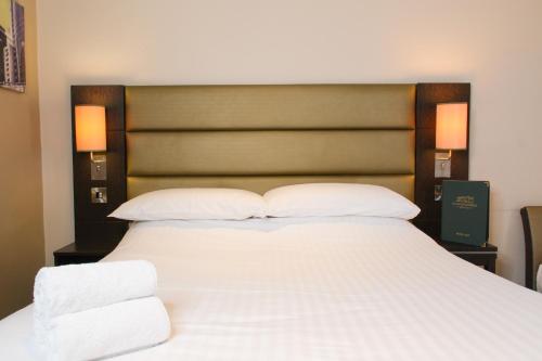 Coach & Horses Hotel photo 17