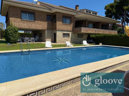 Villa Ciguena by Gloove