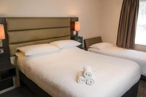 Coach & Horses Hotel photo 13