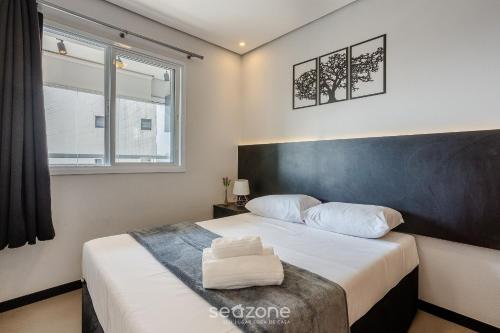 Postel nebo postele na pokoji v ubytování Apto c/ Varanda Gourmet a 190m do Metrô - WAL0714