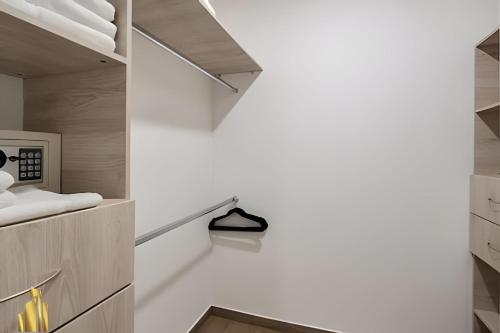 Imagen de la galería de Class 48 Apt. 2604 - Vida moderna-vistas a la ciudad/AC, en Sabaneta