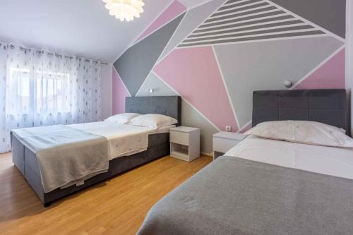 Posteľ alebo postele v izbe v ubytovaní Studio in Crikvenica 43206