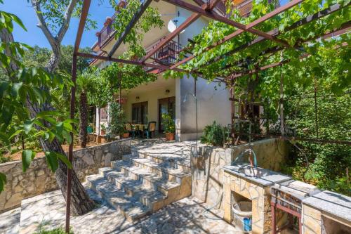 Apartment in Dramalj 5752