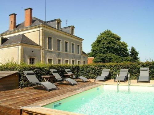 Maison rénovée 19è, piscine chauffée, sauna, spa, grand parc, proche de la nature spacieuse et tout confort. - FR-1-489-399