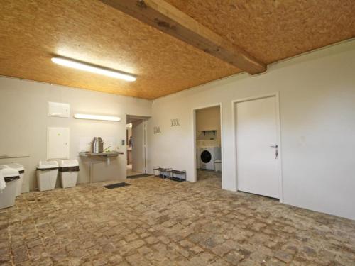 Dapur atau dapur kecil di Gîte familial ou entre amis, 12 pers max, nature, forêt et équitation, proche Bagnoles de l'Orne - FR-1-497-18