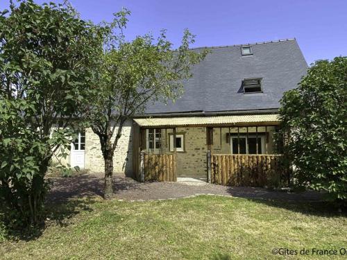Charmante maison avec parking, jardin et WIFI à Rouperroux - FR-1-497-219