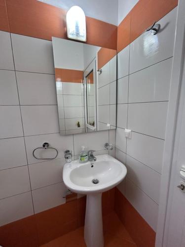 Koupelna v ubytování Ksamil Apartament Sela