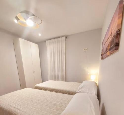 HabitacióN en apartamento con zonas comunes compartida HP