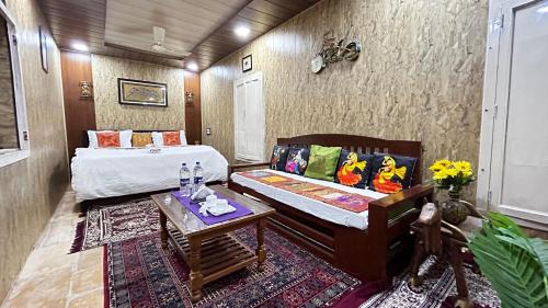 Un ou plusieurs lits dans un hébergement de l'établissement Hotel Casa Del Sol Jaisalmer