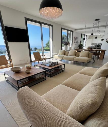 Contemporary Villa with Sea View, Infinity Swimming pool, Gym , Cinema room,Lift