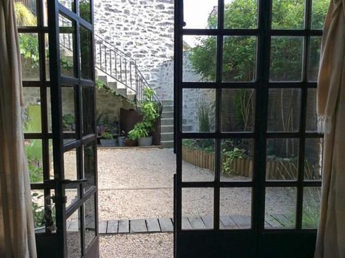 Zahrada ubytování Charming Apartment In The Heart Of Fons-Sur-Lussan