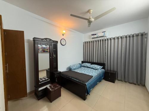 Postel nebo postele na pokoji v ubytování Apartment in Uttara, Sector 10, Dhaka 3 BR, 3 Bath